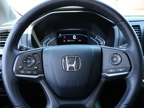 Used 2024 Honda Odyssey EX-L image 15