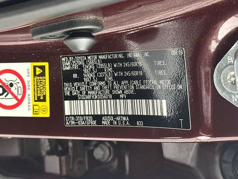 Used 2019 Toyota Highlander LE FWD image 9