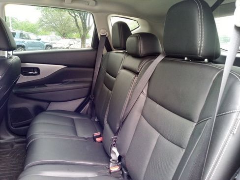 Used 2021 Nissan Murano SL w/ SL Moonroof Package image 11