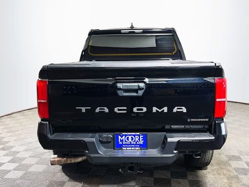 Certified 2025 Toyota Tacoma TRD Off-Road AWD/4WD image 7