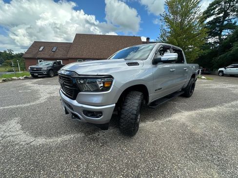 Used 2020 RAM 1500 Big Horn AWD/4WD image 1