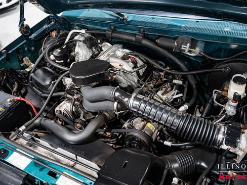 Used 1996 Ford Bronco Eddie Bauer image 35