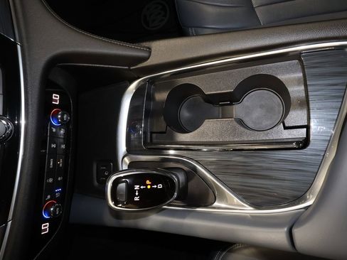 Used 2019 Buick Enclave Premium image 14