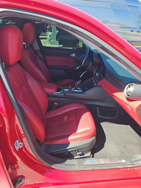 Used 2021 Alfa Romeo Giulia Ti w/ Nero Edizione RWD image 10