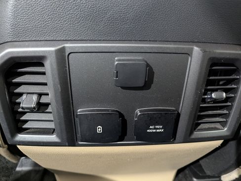 Used 2016 Ford F150 Lariat w/ Equipment Group 501A Mid image 13