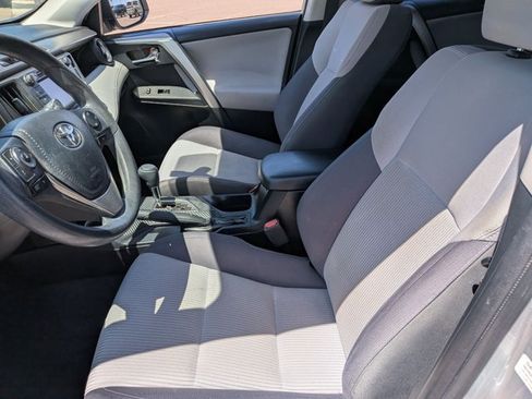 Used 2015 Toyota RAV4 XLE AWD/4WD image 14