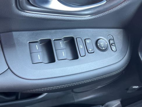 Used 2026 Honda HR-V LX image 23