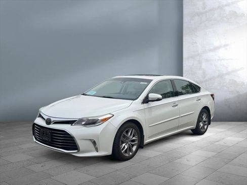 Certified 2016 Toyota Avalon Limited FWD image 1