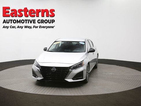 Used 2024 Nissan Altima 2.5 SV image 53