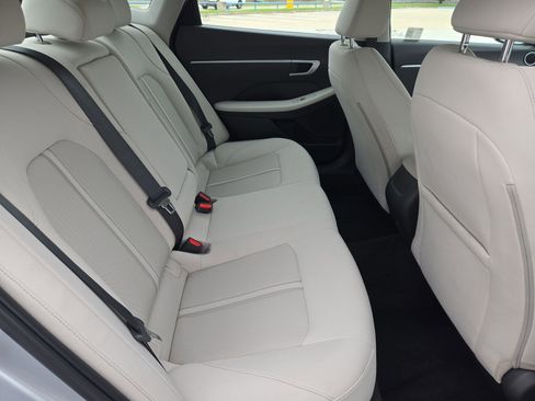 Used 2025 Hyundai Sonata SEL FWD image 30