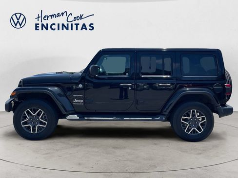 Used 2024 Jeep Wrangler Unlimited Sahara AWD/4WD image 2