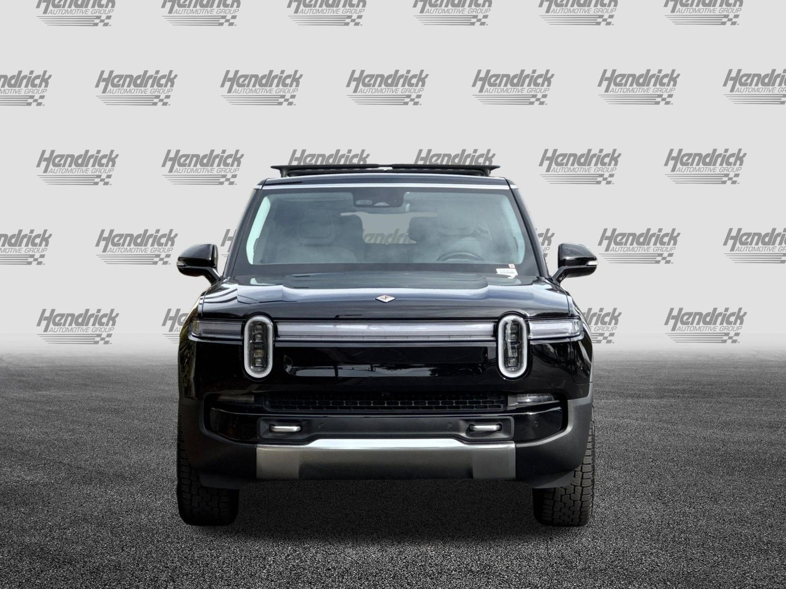 Used 2025 Rivian R1S Adventure Dual AWD/4WD image 10