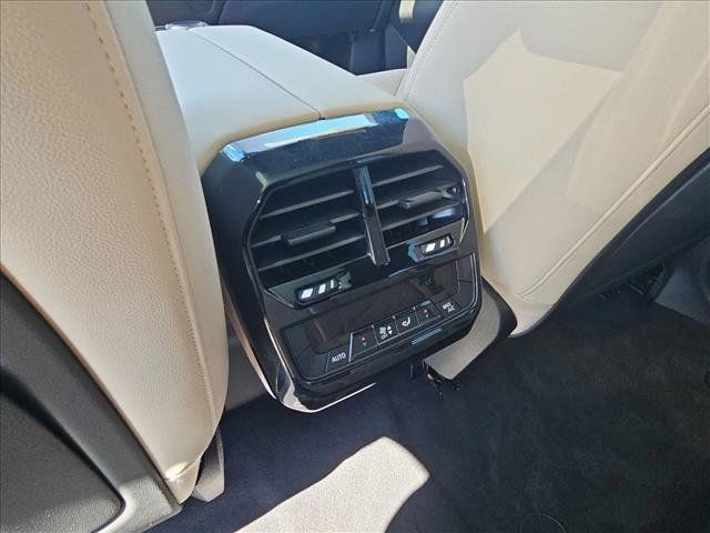 Certified 2024 BMW iX xDrive50 w/ Premium Package AWD/4WD image 18
