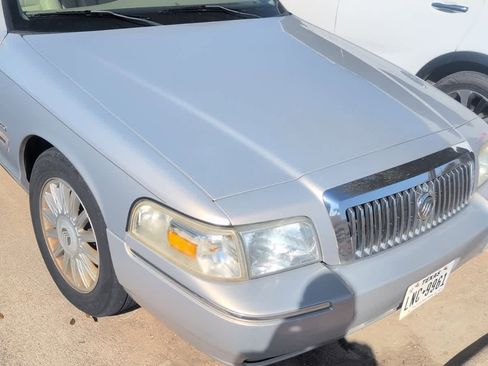 Used 2009 Mercury Grand Marquis LS image 1