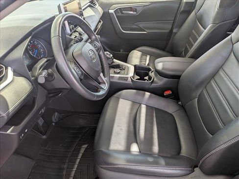 Used 2021 Toyota RAV4 XLE Premium AWD/4WD image 15