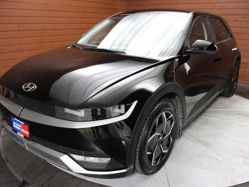 Used 2023 Hyundai Ioniq 5 SEL w/ Cargo Package image 5