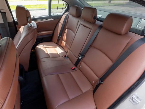 Used 2011 BMW 535i Sedan RWD image 9