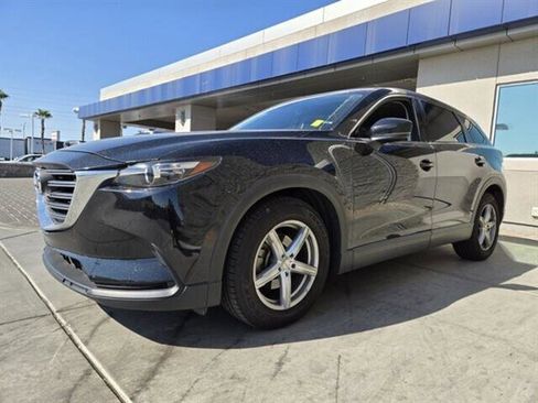 Used 2017 MAZDA CX-9 Touring image 2