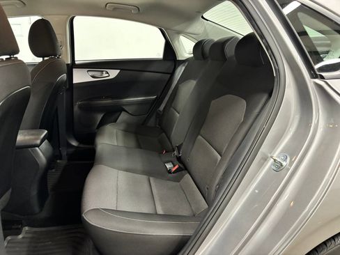 Used 2023 Kia Forte LXS w/ LXS Technology Package FWD image 20