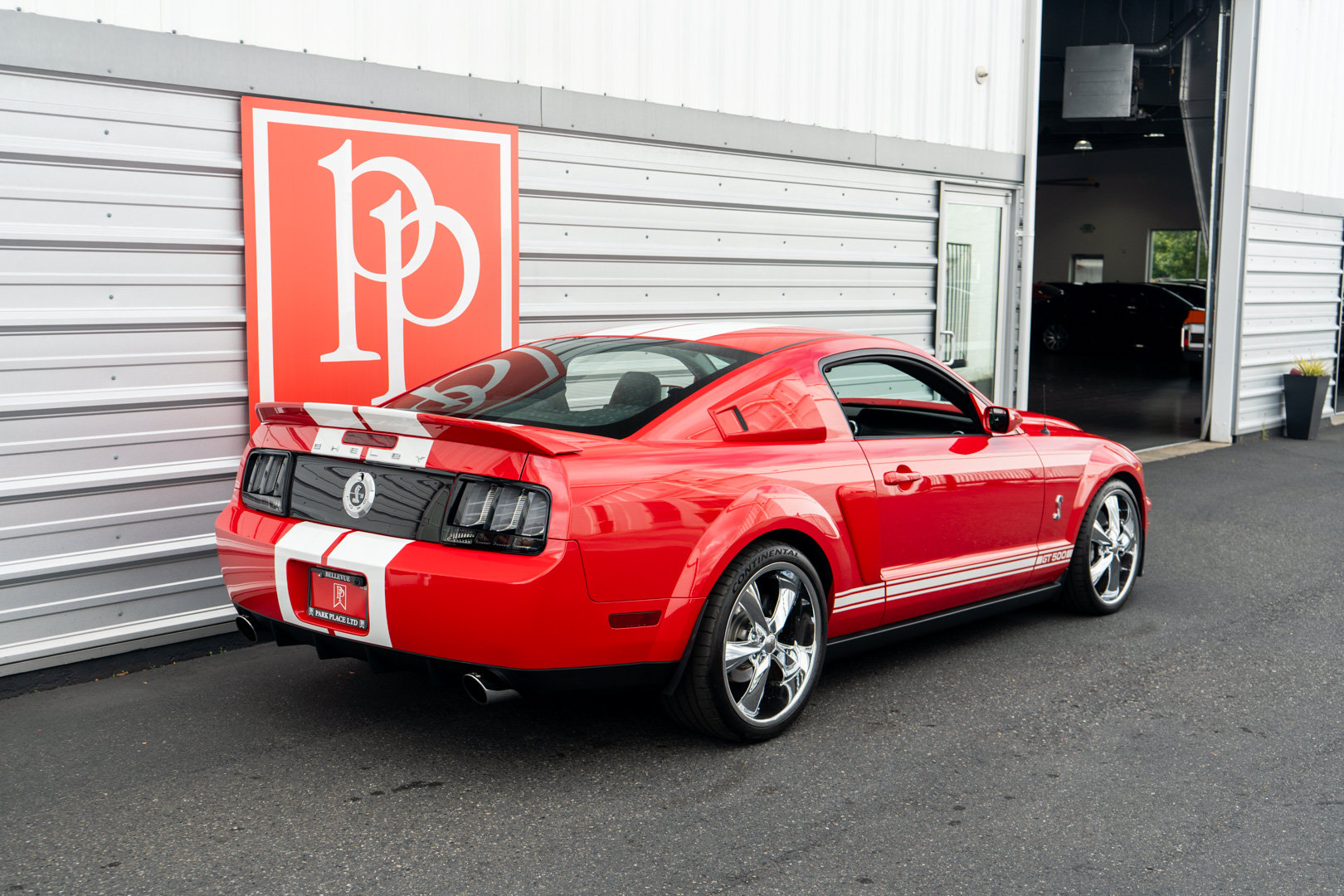 Used 2007 Ford Mustang Shelby GT500 RWD image 45