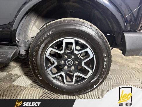 Used 2025 Ford Bronco Outer Banks AWD/4WD image 21