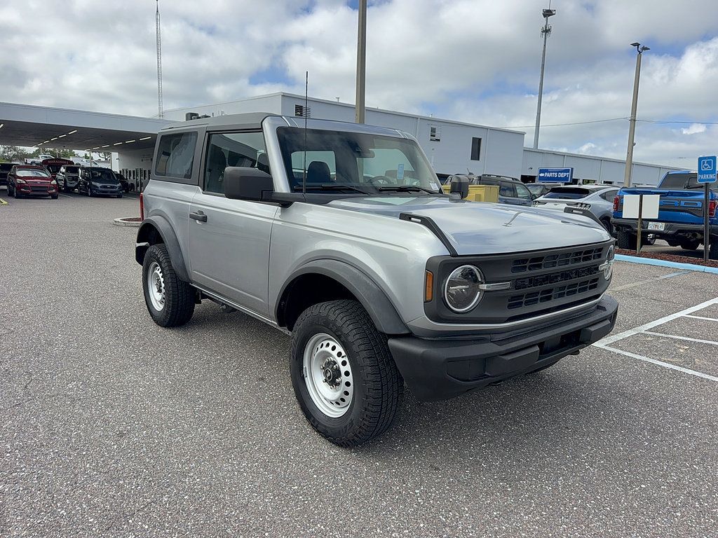 Used 2021 Ford Bronco 2-Door AWD/4WD image 4