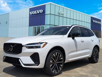 New 2026 Volvo XC60 B5 Ultra w/ Protection Package Premier