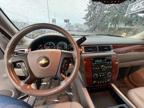 Used 2007 Chevrolet Tahoe LTZ w/ LTZ Preferred Equipment Group image 43