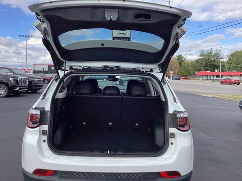 Used 2022 Jeep Compass Latitude w/ Convenience Group image 35