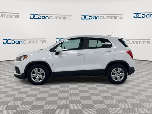 Used 2019 Chevrolet Trax LS image 5