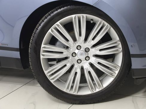 Used 2021 Land Rover Range Rover Velar R-Dynamic S image 15