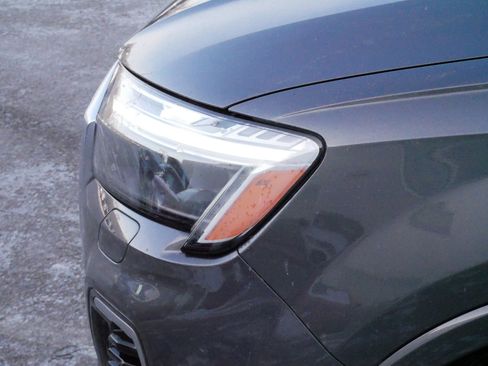 Used 2025 Audi Q7 3.0T Premium Plus image 16