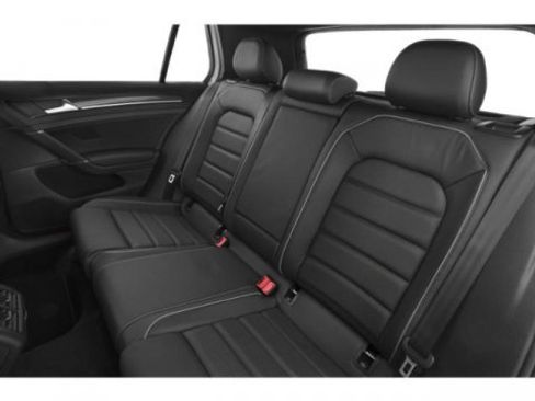 Used 2019 Volkswagen Golf R 4-Door image 17