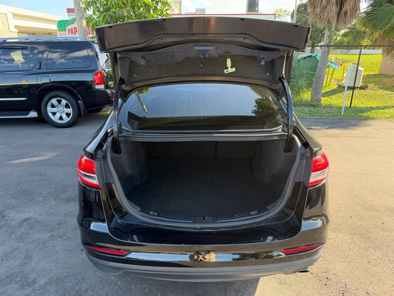 Used 2019 Ford Fusion SEL FWD image 36
