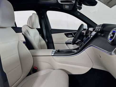 New 2026 Mercedes-Benz GLC 300 image 6