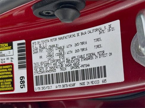 Certified 2022 Toyota Tacoma TRD Off-Road image 29