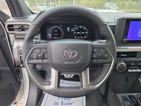 Certified 2025 Toyota Tacoma 2WD Double Cab image 28