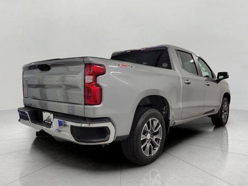 Used 2024 Chevrolet Silverado 1500 LT AWD/4WD image 19