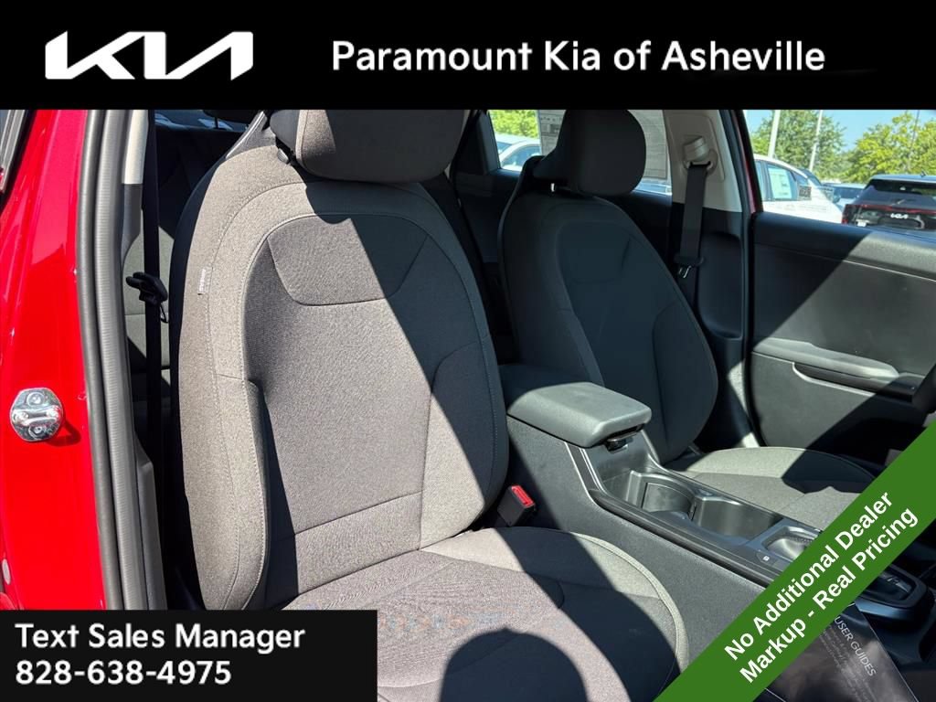 New 2026 Kia K4 FWD image 18