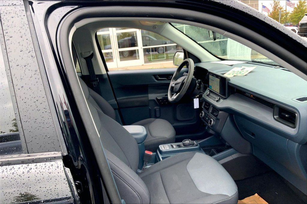 Used 2024 Ford Maverick XL FWD image 8