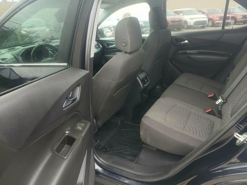Used 2021 Chevrolet Equinox LT w/ LPO, Floor Liner Package FWD image 11