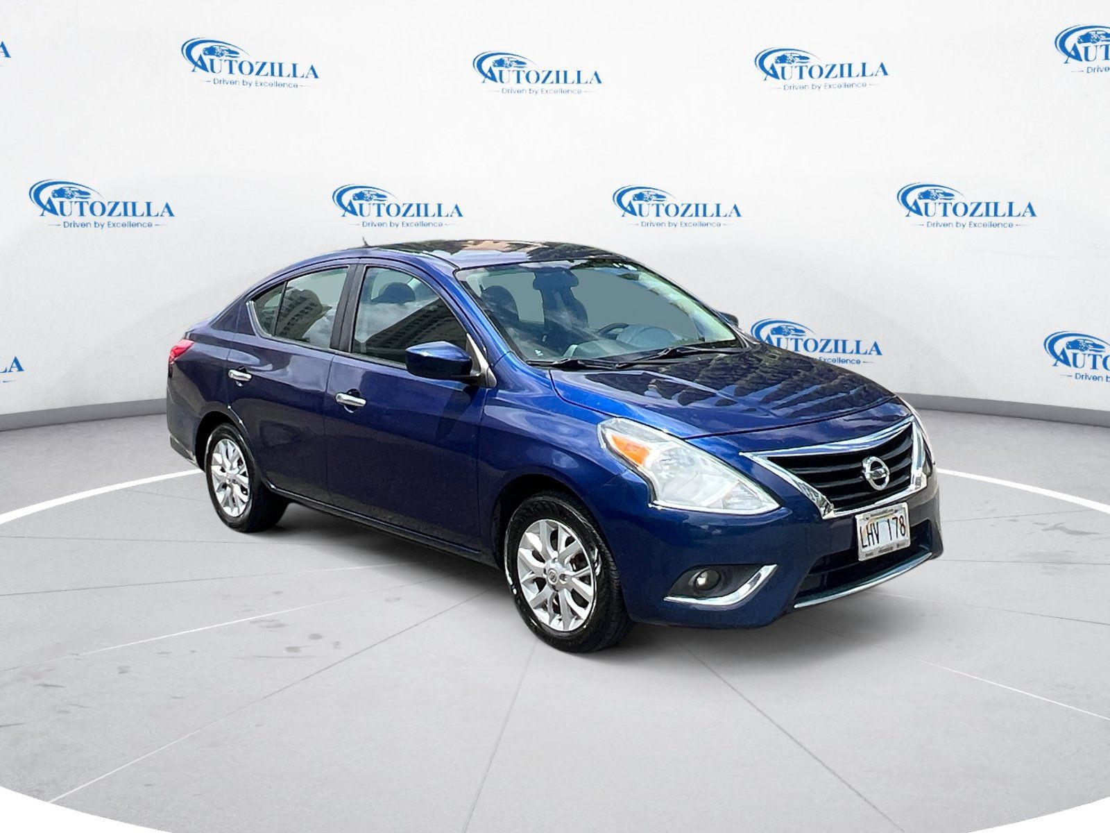 Used 2018 Nissan Versa SV w/ SV Special Edition Package FWD image 7