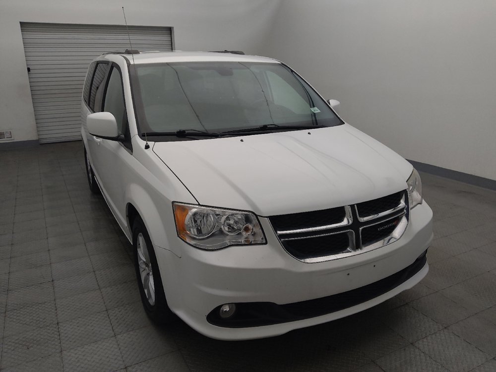 Used 2019 Dodge Grand Caravan SXT FWD image 14