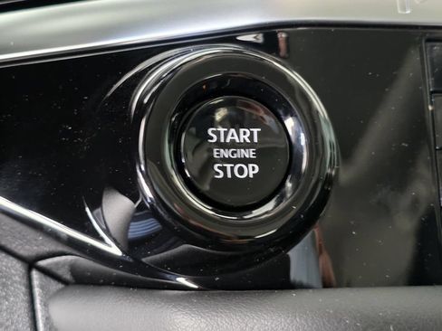 New 2026 Nissan Pathfinder SV w/ SV Premium Package FWD image 22