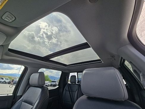 Used 2021 Ford F150 Lariat w/ Equipment Group 501A Mid image 42