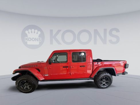 Used 2020 Jeep Gladiator Mojave image 2