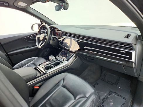 Used 2021 Audi Q7 3.0T Premium Plus w/ Premium Plus Package AWD/4WD image 30