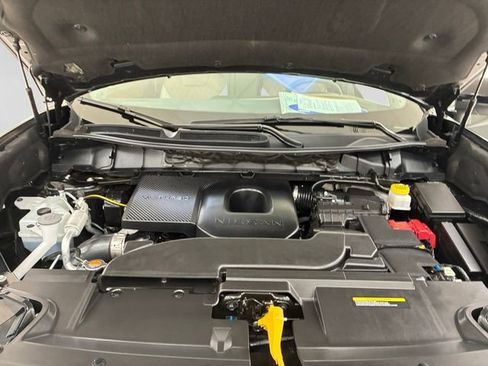 Used 2025 Nissan Murano Platinum w/ Cargo Package AWD/4WD image 11