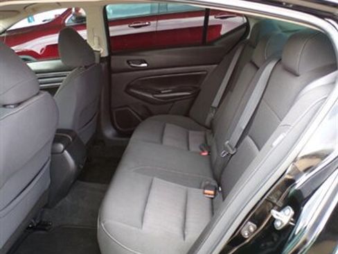 Used 2020 Nissan Altima 2.5 S FWD image 19