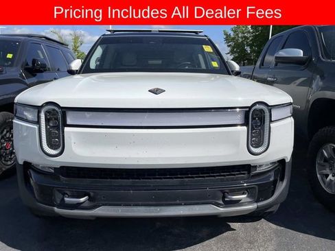 Used 2023 Rivian R1S Adventure AWD/4WD image 6